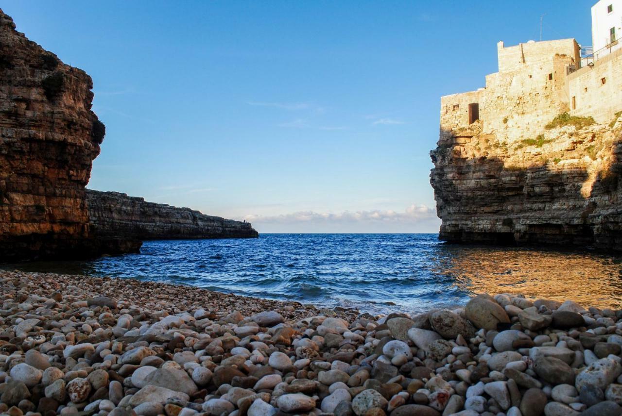 Underground 22 Hotell Polignano a Mare Exteriör bild